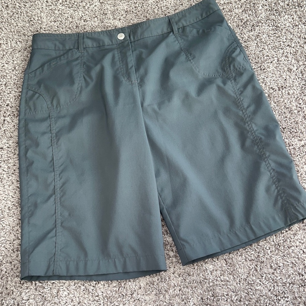 NVO women's gray‎ size 12 shorts outdoors light weight pockets gold